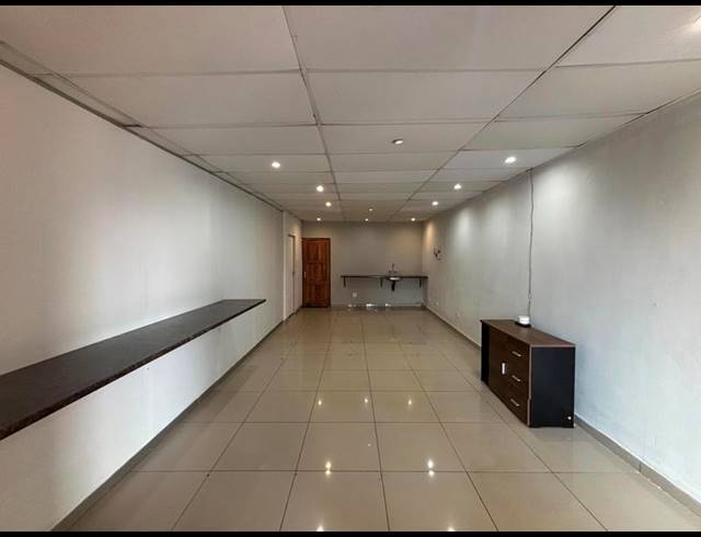 OFFICE PROPERTY TO RENT IN ELDORAIGNE